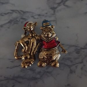Vintage Disney Winnie The Pooh And Tiger Christmas Brooch